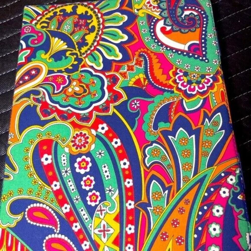 Vera Bradley-Paisley IPad 2or later Case Tablet or kindle NWOT 10X8X1